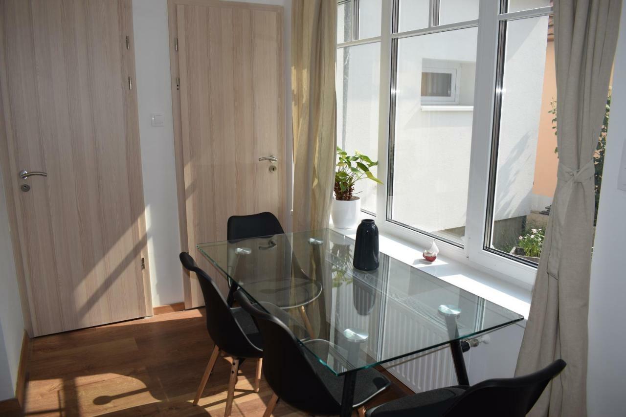 Buborek Apartman Tata Exteriör bild